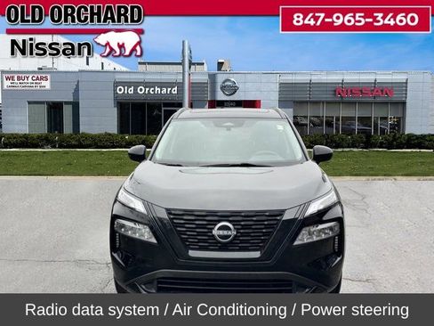 Used 2023 Nissan Rogue SV w/ SV Premium B Package image 4