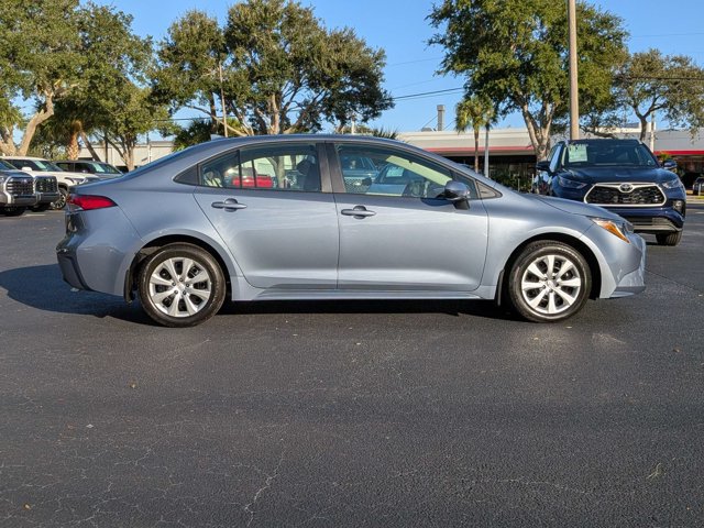 New 2027 Toyota Corolla LE FWD image 2