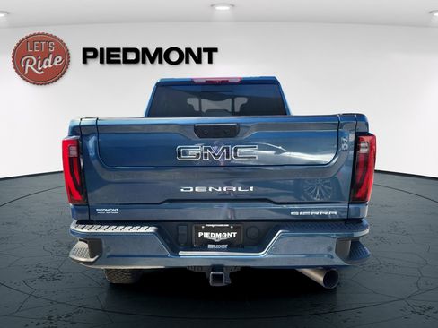 Used 2025 GMC Sierra 2500 Denali Ultimate w/ Max Trailering Package AWD/4WD image 7