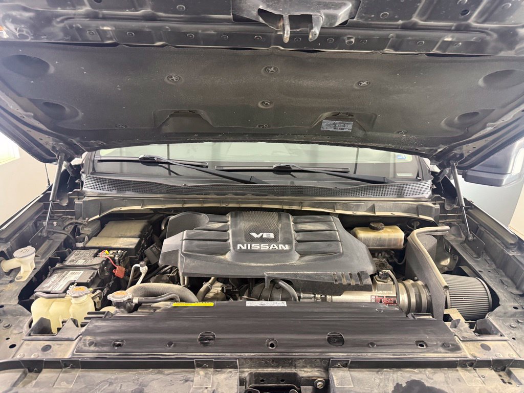 Used 2019 Nissan Titan PRO-4X w/ Pro-4x Convenience Package AWD/4WD image 29