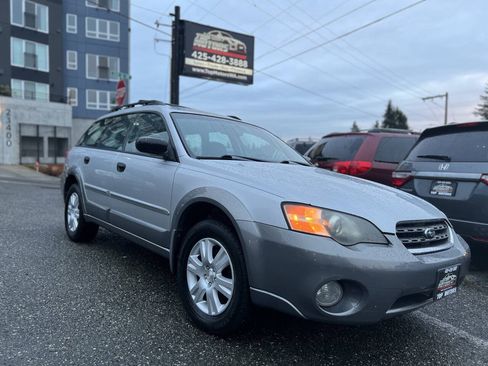 Used 2005 Subaru Outback 2.5i AWD/4WD image 3