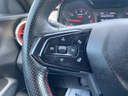 Used 2024 Chevrolet Trax RS w/ Driver Confidence Package FWD image 21