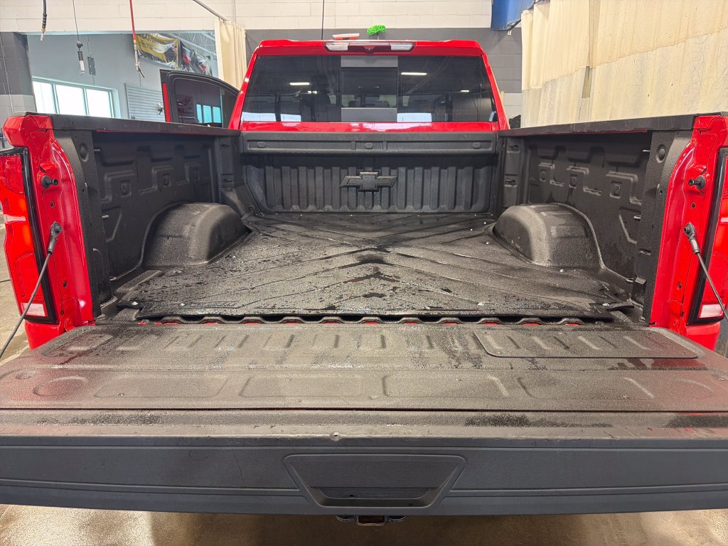 Used 2025 Chevrolet Silverado 2500 LT AWD/4WD image 17