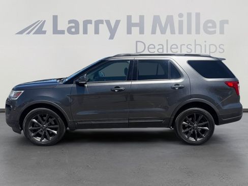 Certified 2018 Ford Explorer XLT w/ Equipment Group 202A AWD/4WD image 2
