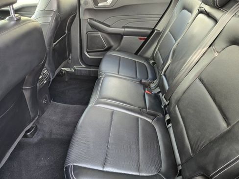 Used 2022 Ford Escape SEL w/ Technology Package image 32