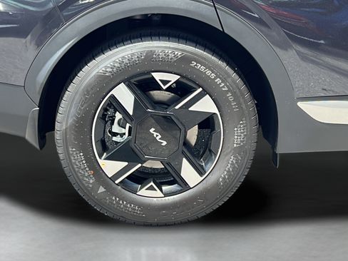 New 2026 Kia Sportage LX FWD image 26