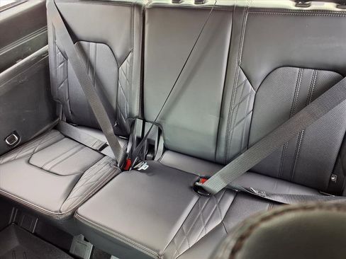 Used 2020 Ford Expedition Platinum image 8