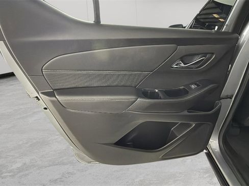 Used 2023 Chevrolet Traverse Premier w/ Redline Edition image 33