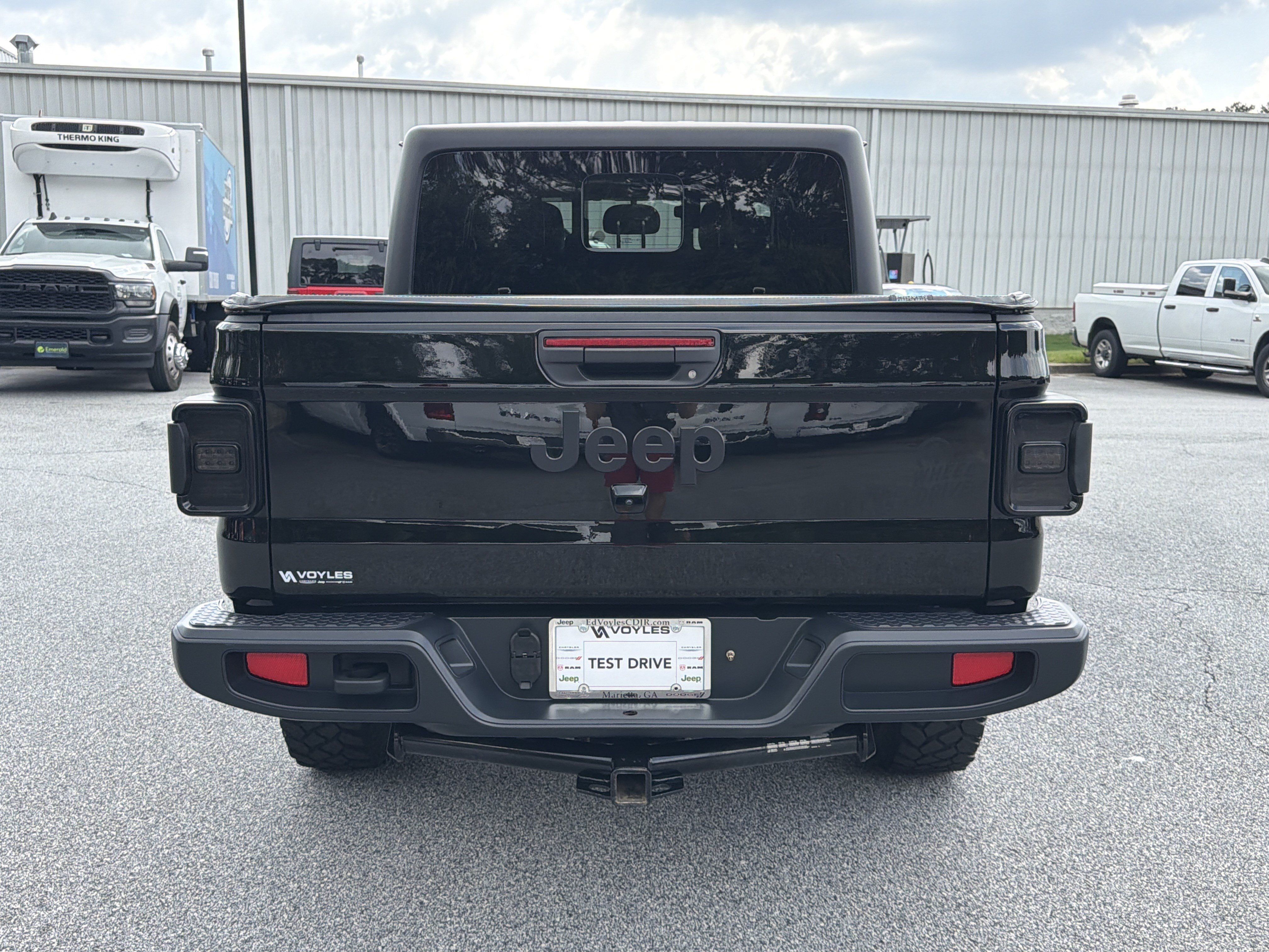Used 2023 Jeep Gladiator Sport AWD/4WD image 7