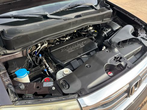 Used 2015 Honda Pilot LX image 18