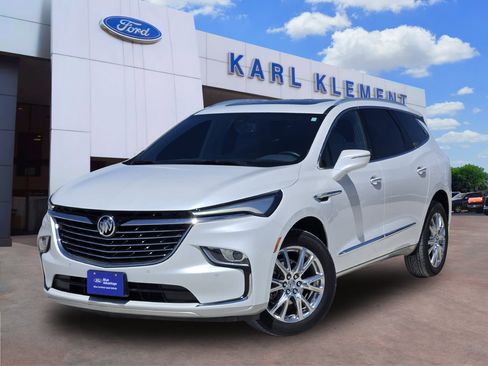 Used 2023 Buick Enclave Essence w/ Experience Buick Package FWD image 1