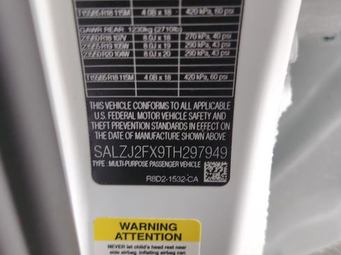 Used 2026 Land Rover Range Rover Evoque S image 18