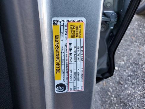 New 2026 Buick Enclave Preferred w/ Power Package image 32