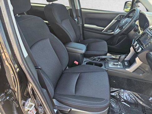 Used 2017 Subaru Forester 2.5i Premium AWD/4WD image 20