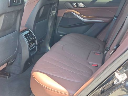 Used 2023 BMW X5 xDrive45e w/ Climate Comfort Package AWD/4WD image 21