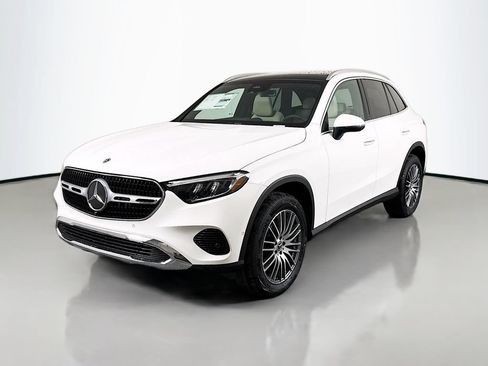 New 2026 Mercedes-Benz GLC 300 4MATIC image 3