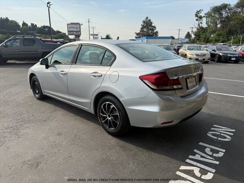 Used 2014 Honda Civic LX image 5