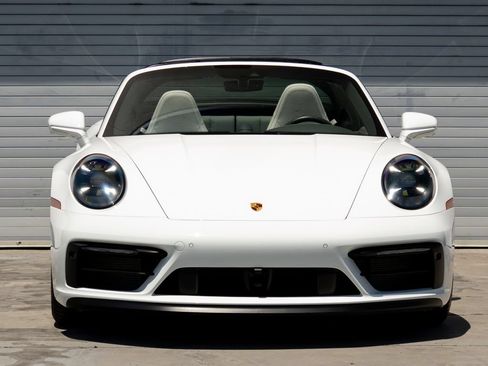 Certified 2023 Porsche 911 Targa 4 GTS AWD/4WD image 11
