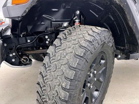 Used 2020 Jeep Gladiator Mojave image 31