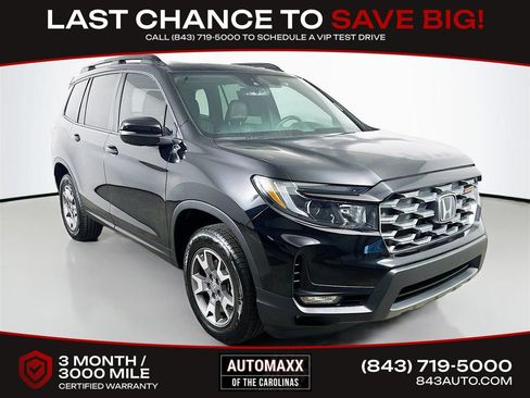 Used 2023 Honda Passport TrailSport image 1