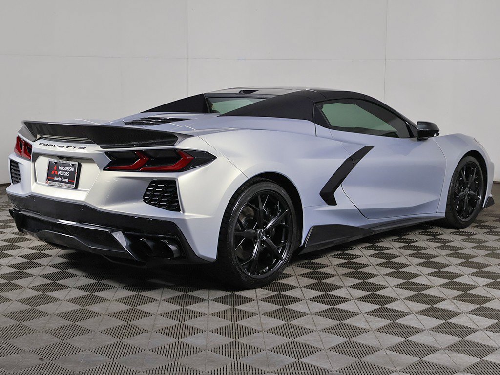 Used 2021 Chevrolet Corvette Stingray Premium Conv w/ Z51 Performance Package RWD image 14