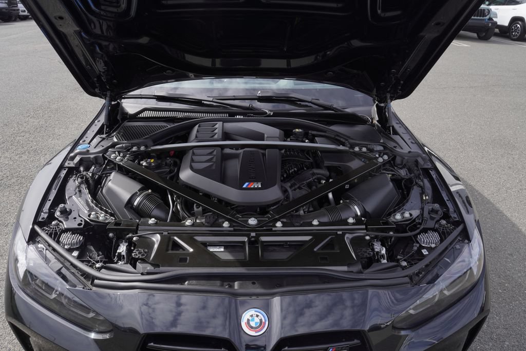 Used 2023 BMW M4 Competition w/ Executive Package RWD image 17