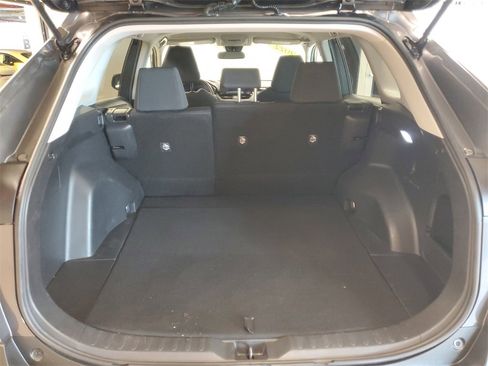 Certified 2022 Toyota RAV4 LE image 8