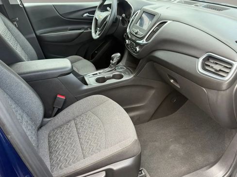 Used 2023 Chevrolet Equinox LT w/ Driver Convenience Package AWD/4WD image 10
