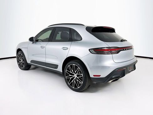 New 2026 Porsche Macan image 3