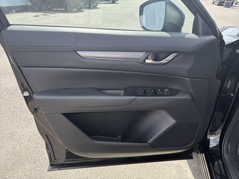 Used 2021 MAZDA CX-5 Touring image 8