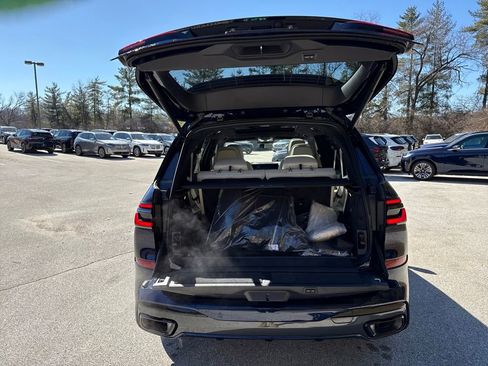 New 2026 BMW X7 xDrive40i w/ M Sport Package image 28