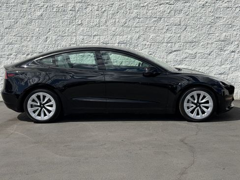 Used 2021 Tesla Model 3 Long Range AWD/4WD image 5