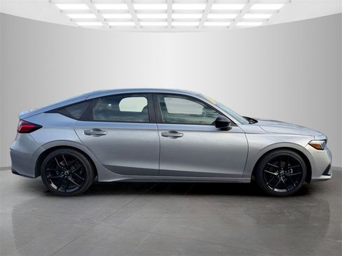 Used 2024 Honda Civic Sport image 6