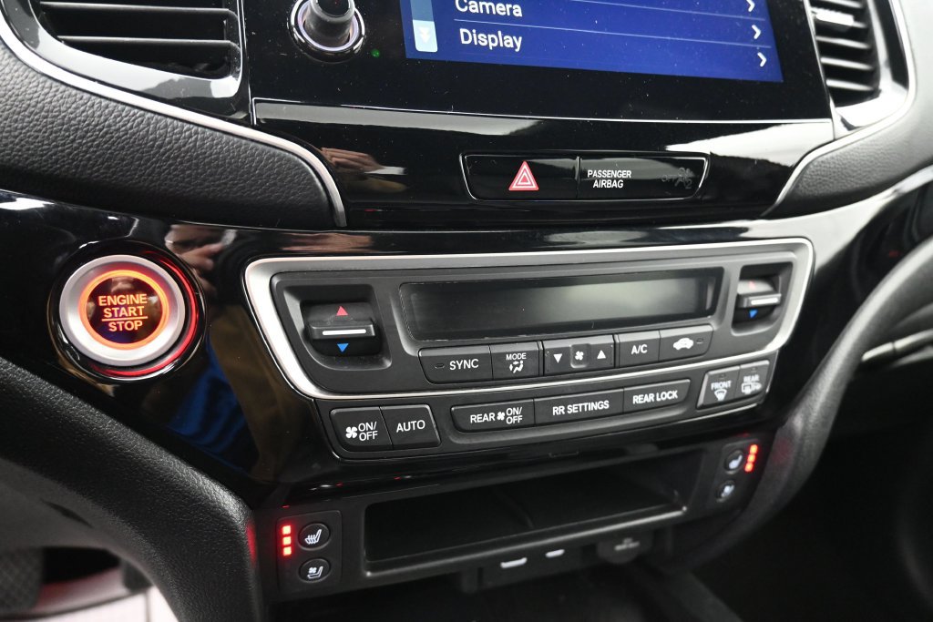 Used 2025 Honda Passport Black Edition image 39