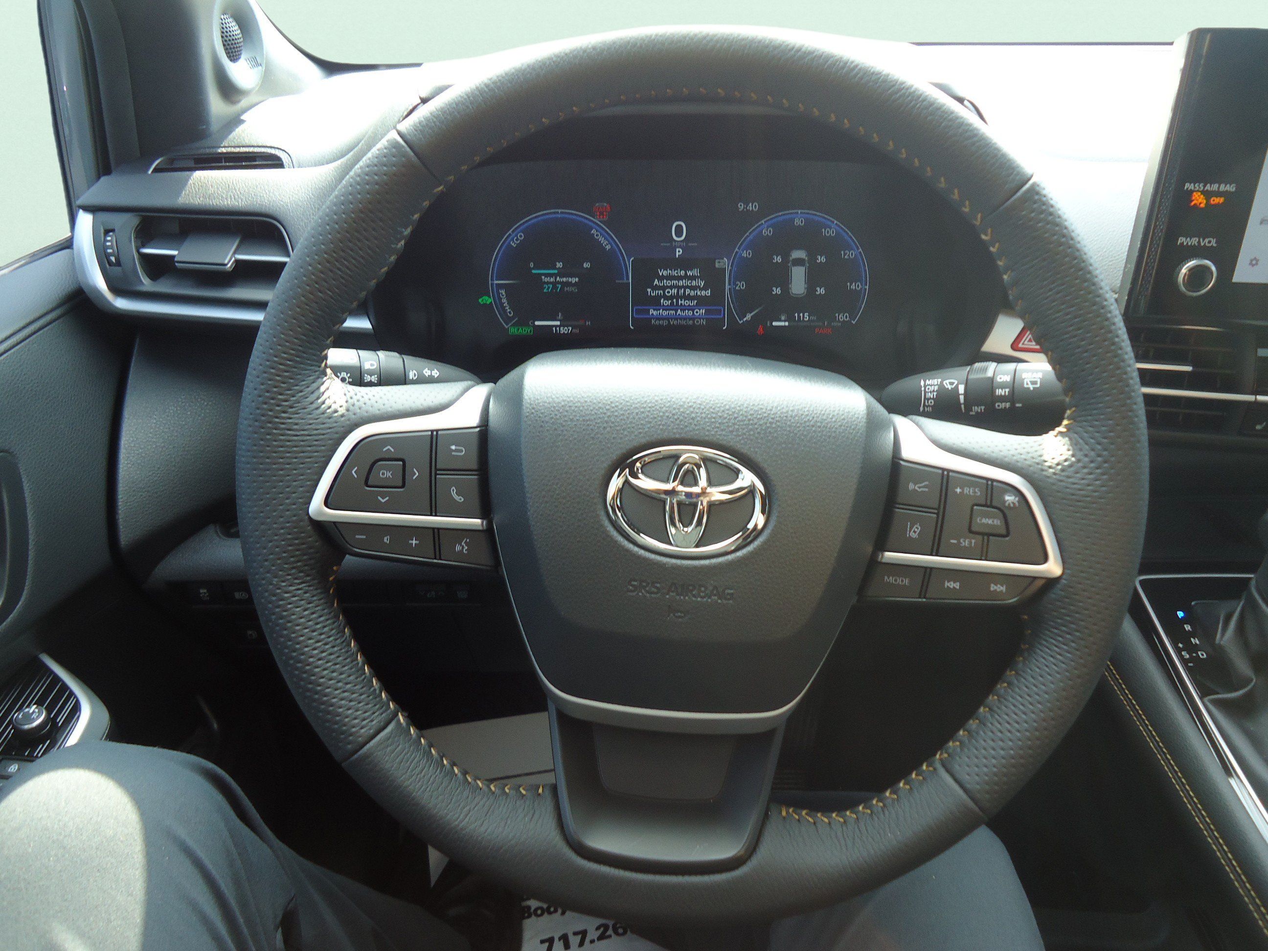 Used 2025 Toyota Sienna XLE Woodland Edition AWD/4WD image 13