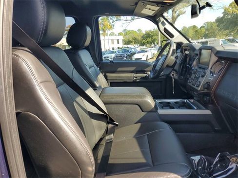 Used 2016 Ford F250 Lariat w/ Chrome Package image 32