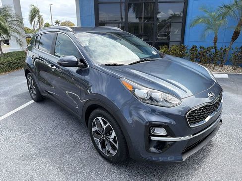 Used 2021 Kia Sportage EX image 18