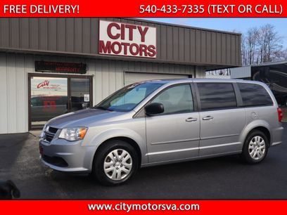 Used 2017 Dodge Grand Caravan SE