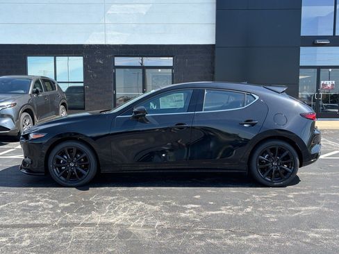 New 2026 MAZDA MAZDA3 Hatchback w/Premium Plus Pkg AWD/4WD image 2