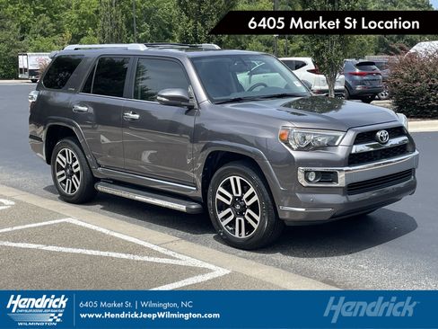 Used 2018 Toyota 4Runner Limited AWD/4WD image 1