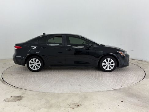 Used 2024 Toyota Corolla LE FWD image 8