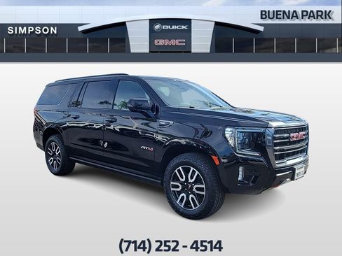 Used 2023 GMC Yukon XL AT4 image 2
