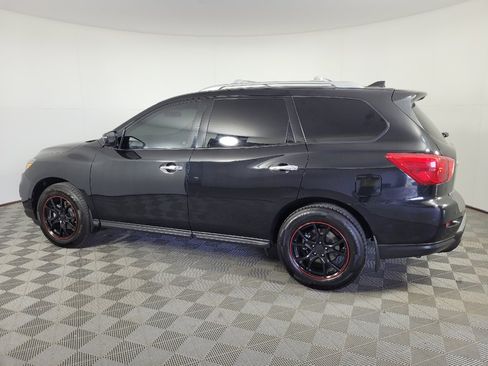 Used 2019 Nissan Pathfinder S FWD image 3
