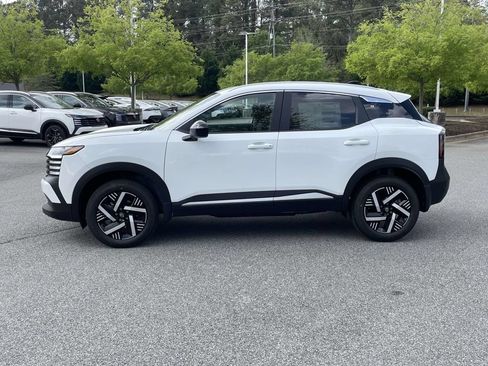 New 2026 Nissan Kicks SV w/ SV Premium Package FWD image 4