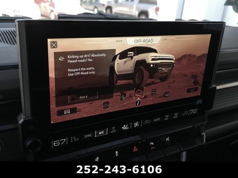 Used 2025 GMC Hummer EV 3X AWD/4WD image 21