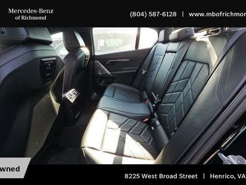 Used 2024 BMW 530i xDrive w/ Convenience Package image 8