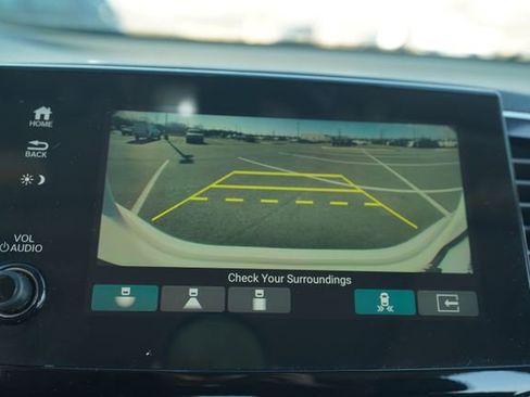 Used 2019 Honda Pilot Touring image 31