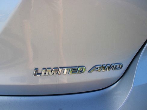 Used 2013 Toyota Venza Limited image 9