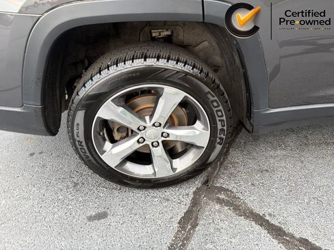 Certified 2022 Jeep Grand Cherokee L Limited AWD/4WD image 18