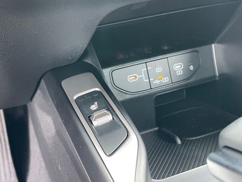 New 2026 Kia Sorento X-Line EX image 17